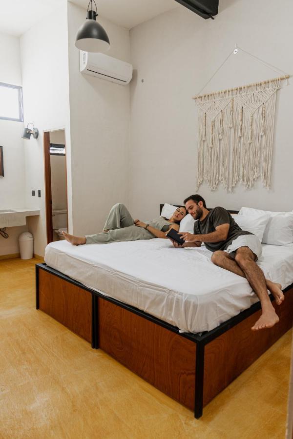 Caleta Hostel Rooftop & Pool Канкун Екстериор снимка